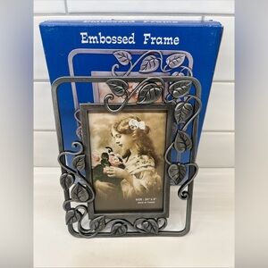 Elegant Gray Embossed Frame